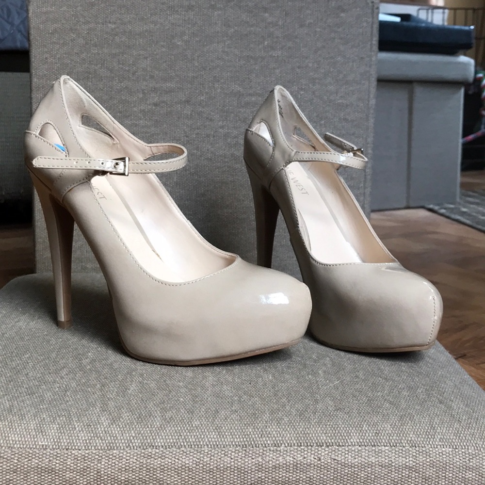 Nine West nude heels